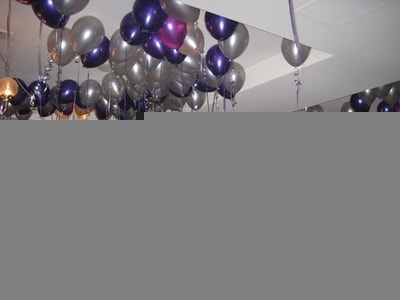 100 adet parti fiyonklu tavan u�an balonu